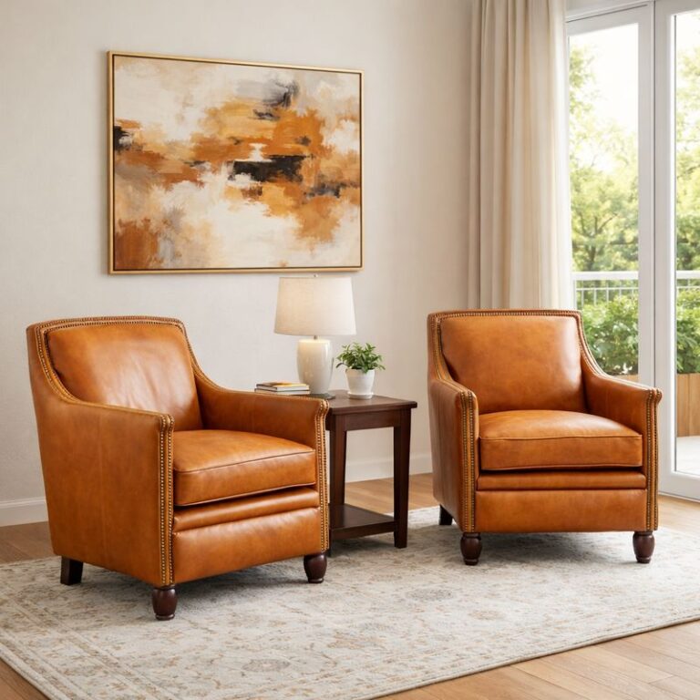 כורסאות עור בפינת קריאה